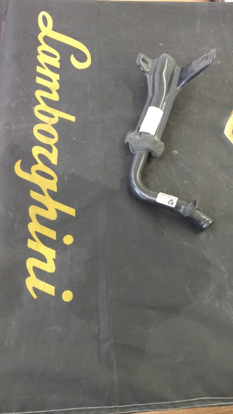 LAMBORGHINI MURCIELAGO LP640 AIR CONVEYOR DUCT LINE OEM 410863326 410863150