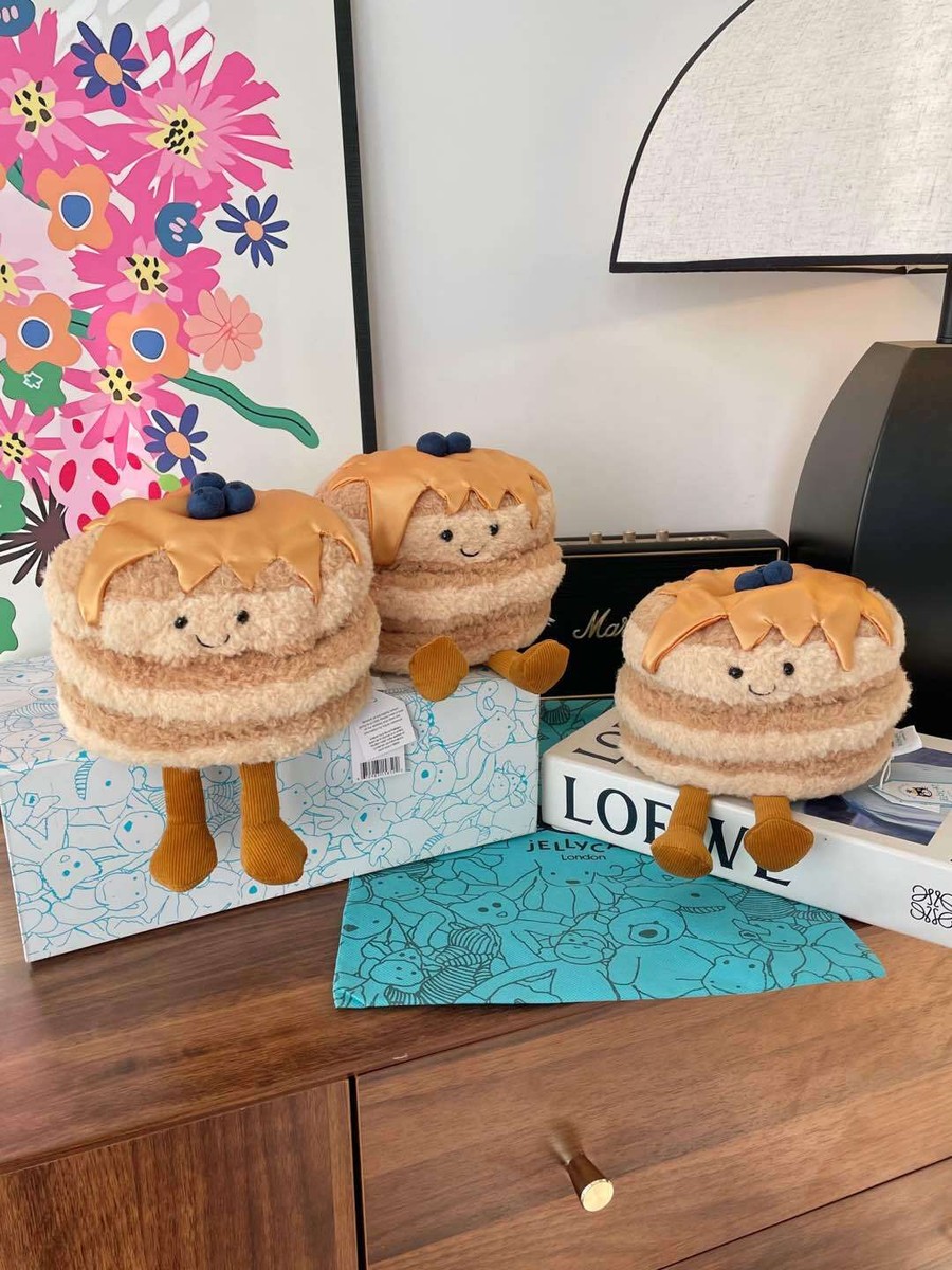 新作「Amuseables Fran Pancakes」 新品・タグ付き Amuseables Fran Pancakes - Official Jellycat