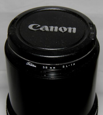 CANON Japan ZOOM LENS FD 100-300mm 1:5.6 w/ Toshiba 58mm Filter SL