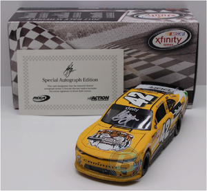 SIGNED 2017 KYLE LARSON PARKER STORE DOVER RACE WIN AUTOGRAPHED 1 24 CAR SIGNED 2017 KYLE LARSON PARKER STORE DOVER RACE WIN AUTOGRAPHED 1 24 CAR