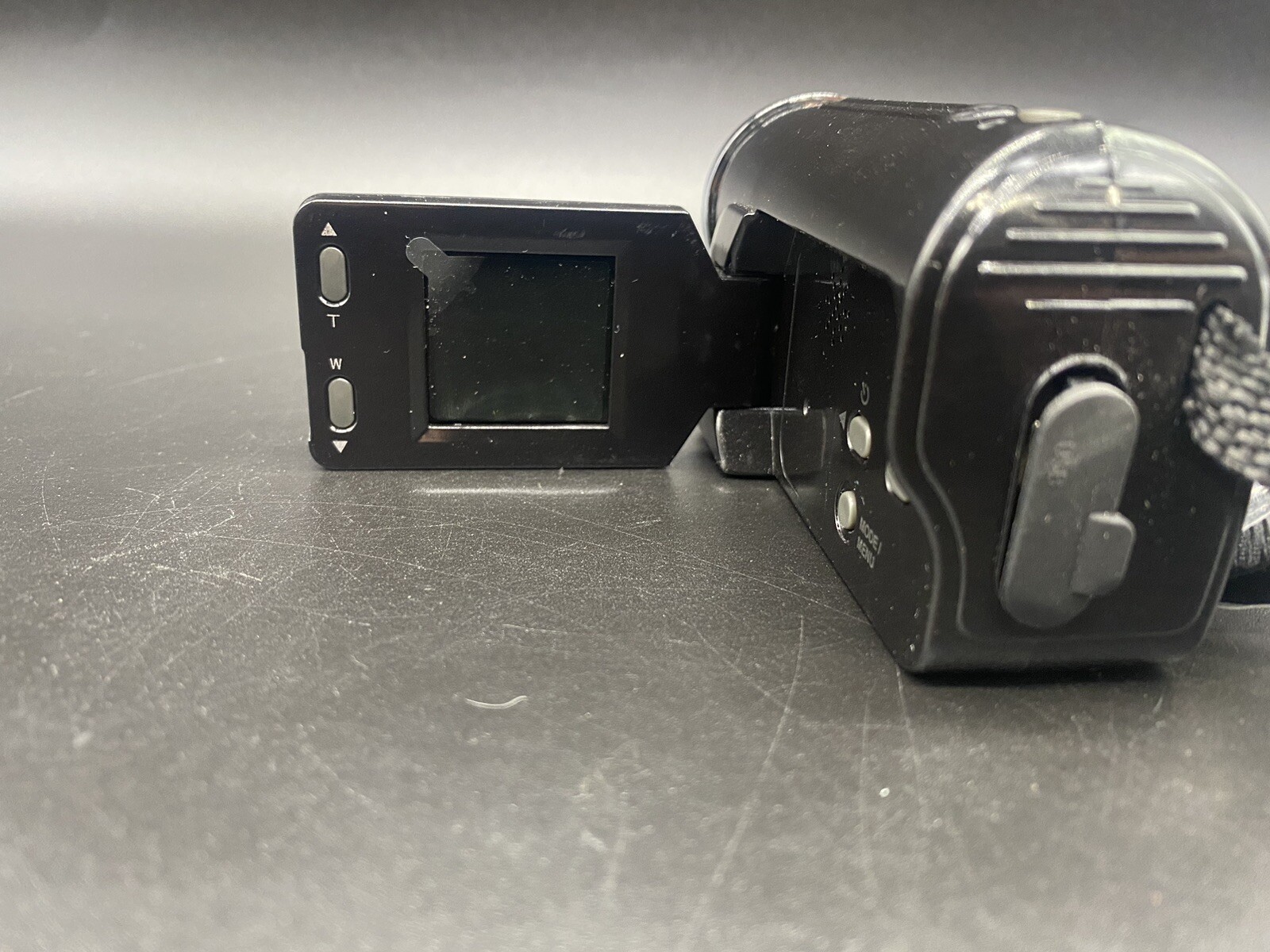Vivitar DVR503 Digital Video Camcorder with 1.5" LCD Screen BLACK