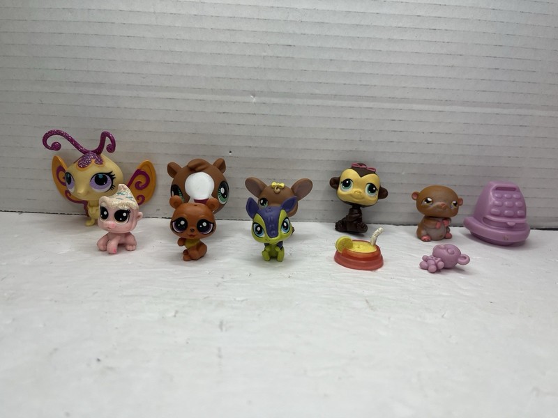 Mixed Lot Of LPS Littlest Pet Shop Accessories Monkey Ice Cream Gorilla READ