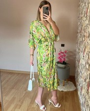 Robe mi-longue vert pomme, neuf avec étiquette, TU