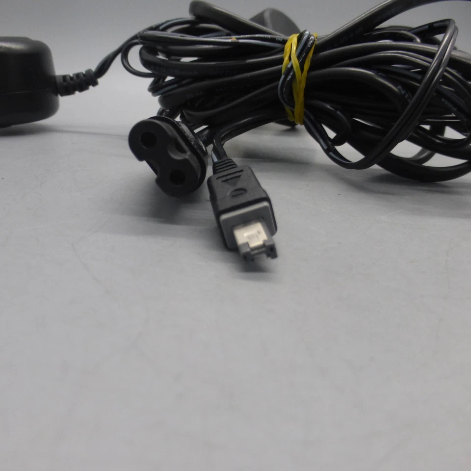 JVC AP-V20M AC Adaptor Black Portable for Everio GZ-HM1SUS, GZ-HM1S Camcorder - Image 2 of 4