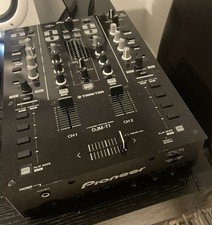 Pioneer DJM-T1 DJ Mixer for Traktor Scratch Pro