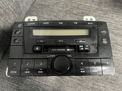LC64-66 9COA Originale Mazda MPV  Audio Empfänger Radio