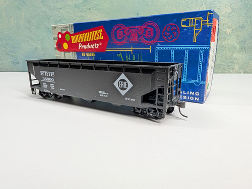 Tolva lateral Roundhouse escala HO 3 bahías Erie #38900 LEER | Zustand: Used