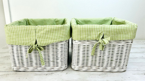 POTTERY BARN KIDS White Sabrina Basket w/ Green Gingham Liner 12x12x9 Set of 2