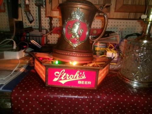 Vintage Strohs Beer Lighted Stein Mug Sign