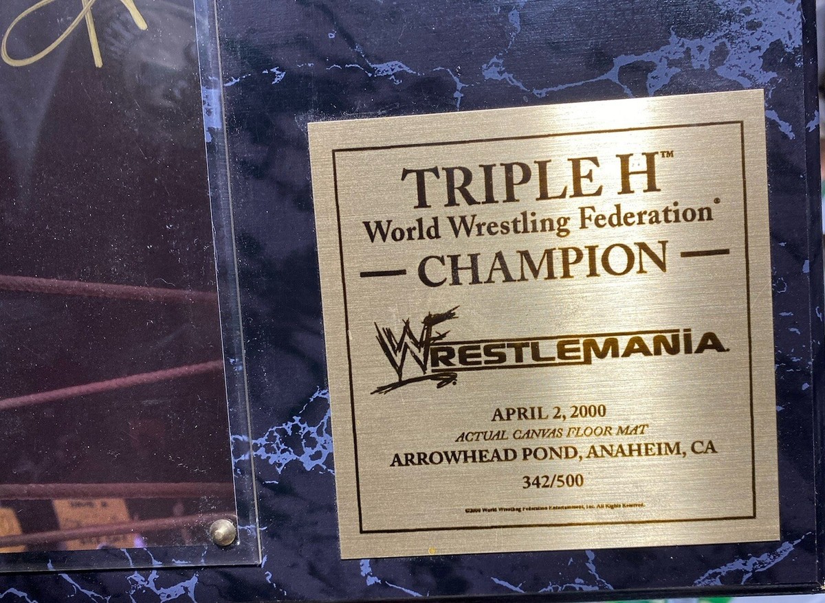 RARE WWE TRIPLE H SIGNED PLAQUE WRESTLEMANIA 16 ACTUAL RING CANVAS