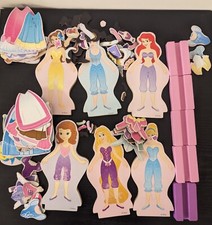 Melissa  Doug Magnetic Wooden Dress Up Dolls Playset Toy lot of approx 100 pc