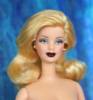 Nude Blonde Hair Curly Pin Up Mackie Barbie Doll TnT Blue Eyes