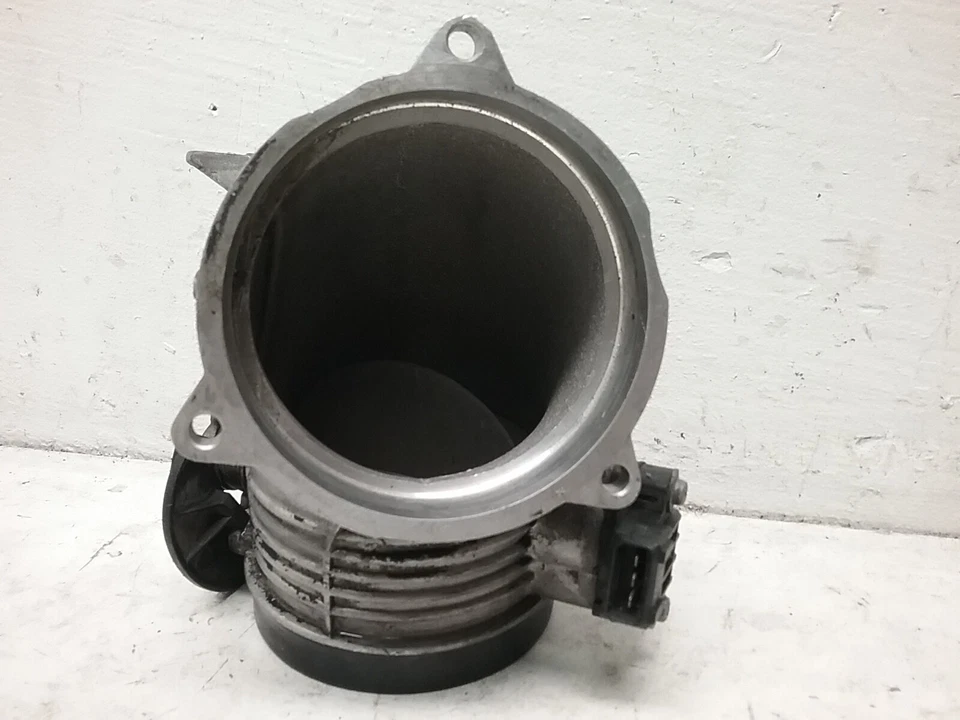 1993-1998 BMW 740IL Throttle Body Intake Tube 17021229 - Image 4 of 4