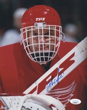 Detroit Red Wings Dominik Hasek  Signed Autographed 8x10 Photo JSA COA #4