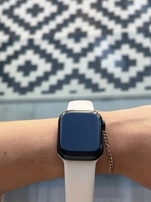 Apple Watch Series 7 41mm Black Aluminum Case White Band GPS + Cellular