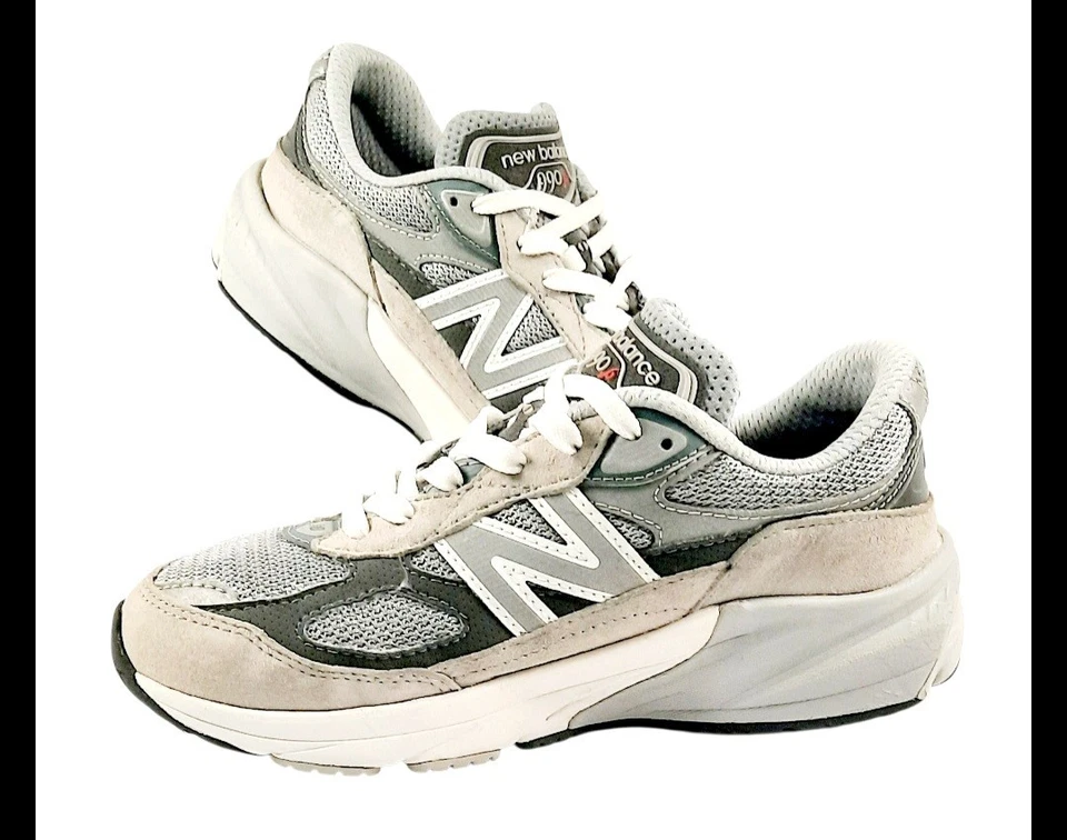 Sapatos New Balance 990v6 Big Kids "Castlerock" cinza camurça tamanho 2.5Y GC99OGL6 - Imagem 2 de 4