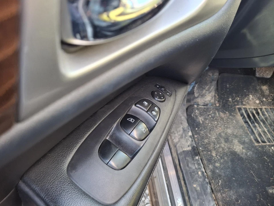 Conjunto de filtro de aire usado se adapta a: Nissan Pathfinder 2017 3,5 L 6 cilindros grado A Foto 4 de 4