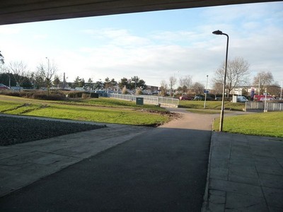 Photo A2 Poole : Fleets Corner - Roundabout & Pavement Poole/SZ0191 Tak c2010