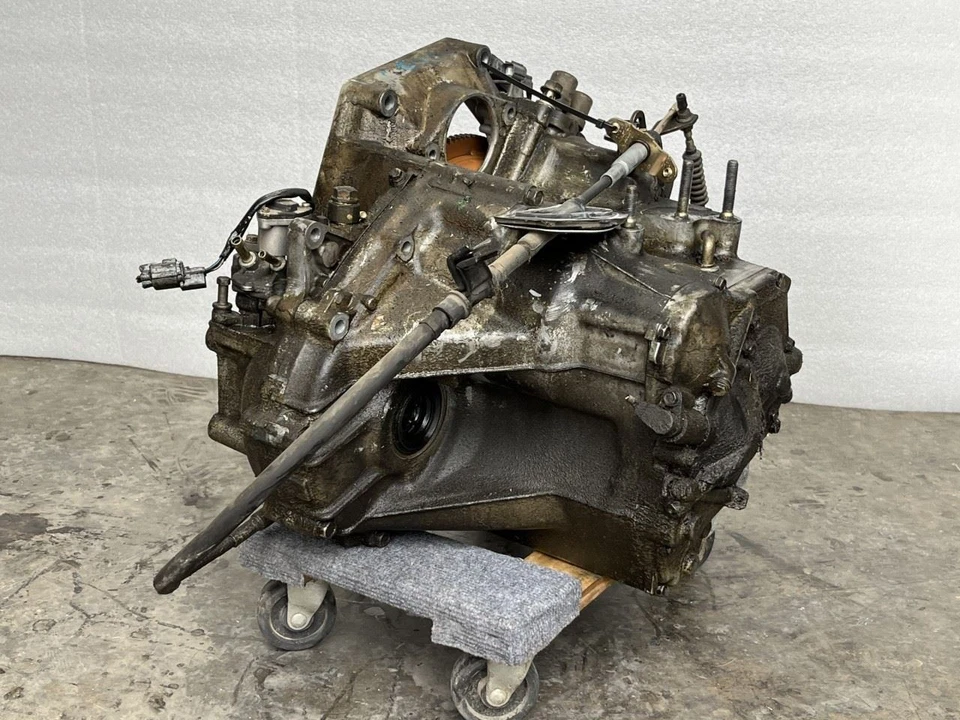 Honda Accord 1991 transmisión automática EE. UU. Construido 138 k millas Foto 3 de 4