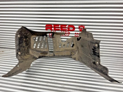 MUDGUARD, FRONT RH (BLACK)