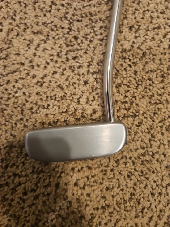 Right Handed 34” Acer Series Under Cut Sole Putter w/ Aluminum Shaft - Image 2 of 4