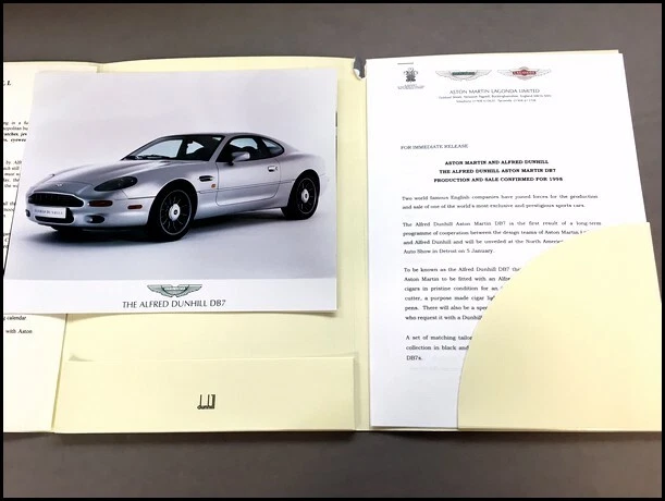 1998 Aston Martin DB7 Alfred Dunhill Edition Original Media Brochure Catalog - Imagem 4 de 4