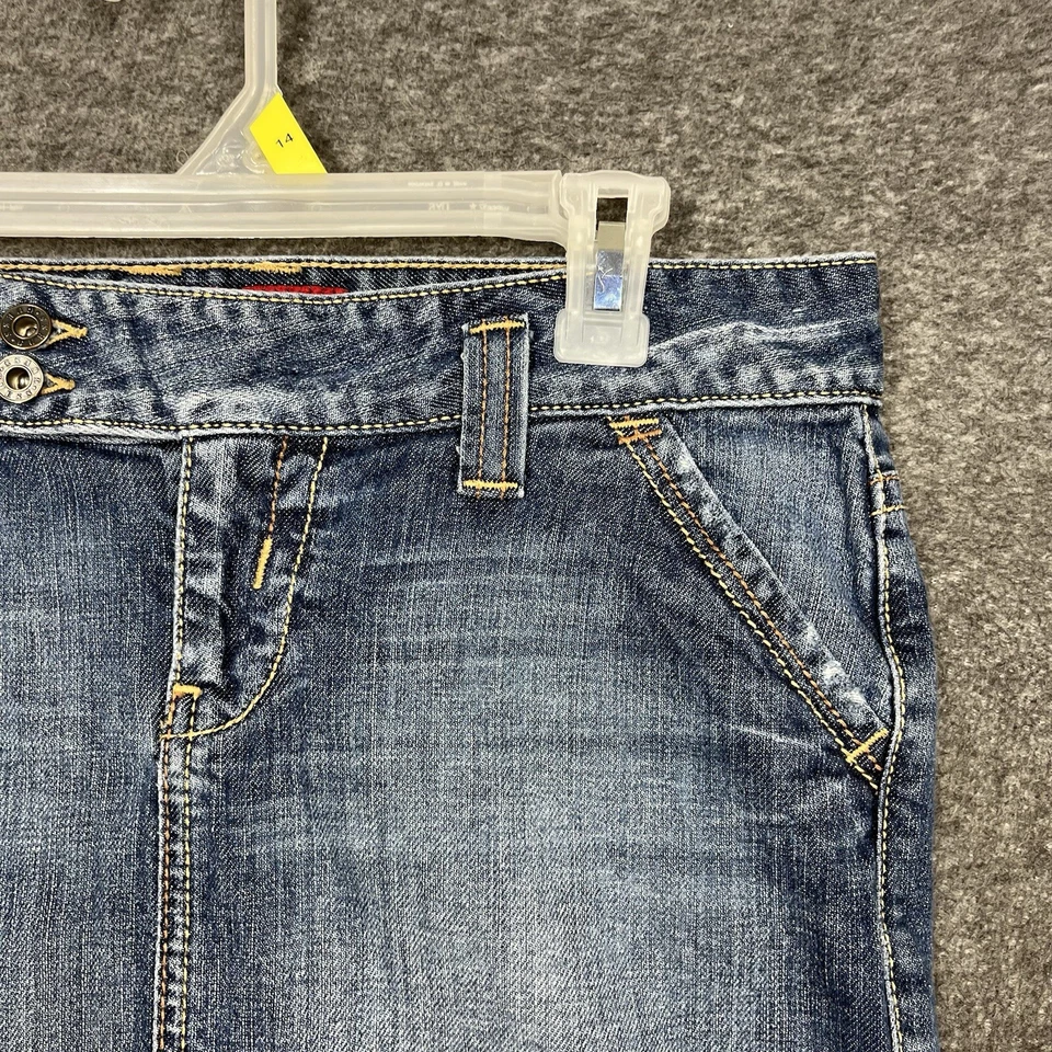 Guess Jeans Denim Skirt Size 31 Side Slit Medium Wash Stretch Low Rise Y2K 90s - Image 3 of 4