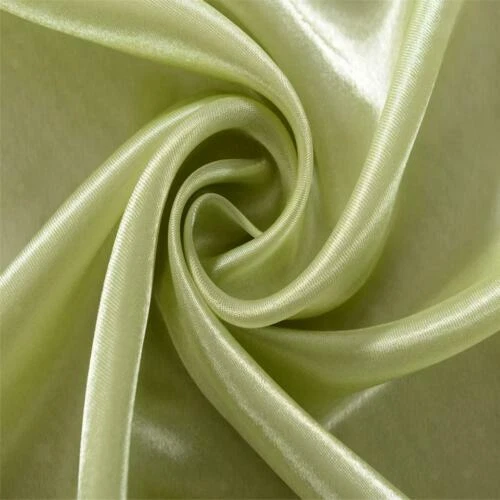 Tende neri in tessuto per la casa