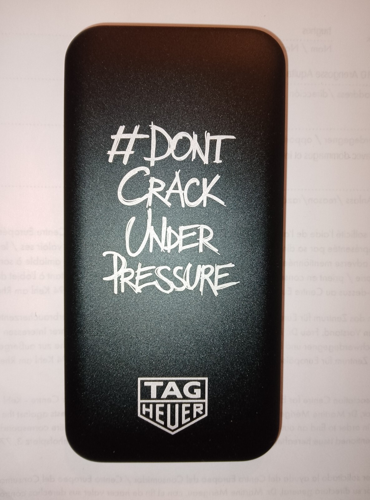 Batterie nomade Tag Heuer neuve pour recharger votre smartphone en voyage