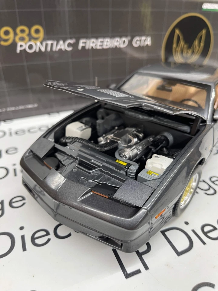 GREENLIGHT 1989 Pontiac Firebird GTA Grey w/ Tan Interior 1:18 Diecast - Image 2 of 4