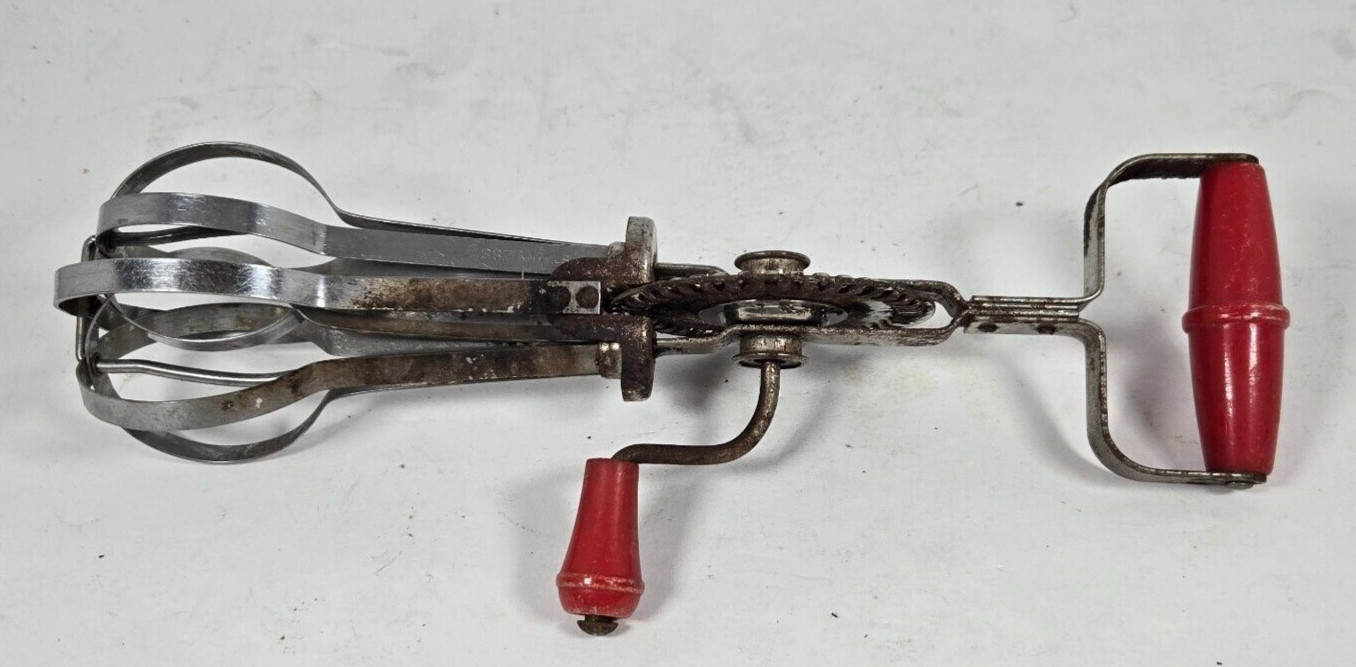 Blue Whirl Mechanical Egg Beater Kitchen Tool Red Handle Hand Mixer High Speed