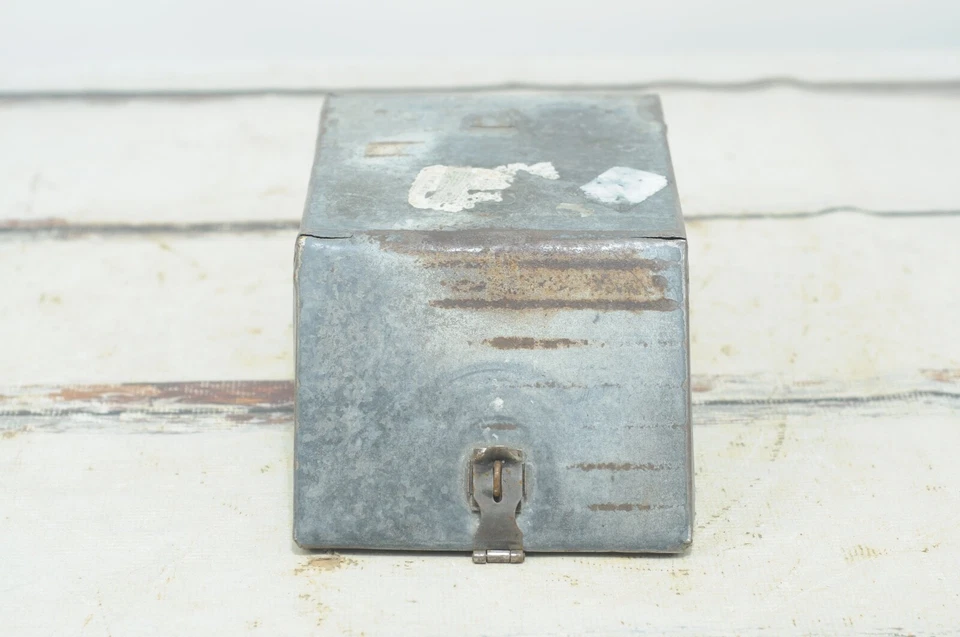 Archivo de papel organizador ambulancia escritorio móvil metal galvanizado zinc vintage Foto 3 de 4