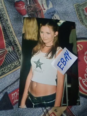 BEVERLY MITCHELL FROM 7th HEAVEN TV SHOW, GLOSSY COLOR  4X6 PHOTO, BRAND NEW 