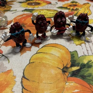 1988 CA. RAISINS Lot 4 WINKING MAN, RED GUITAR PLAYER & TURQUOISE SUNGLASSES NEW