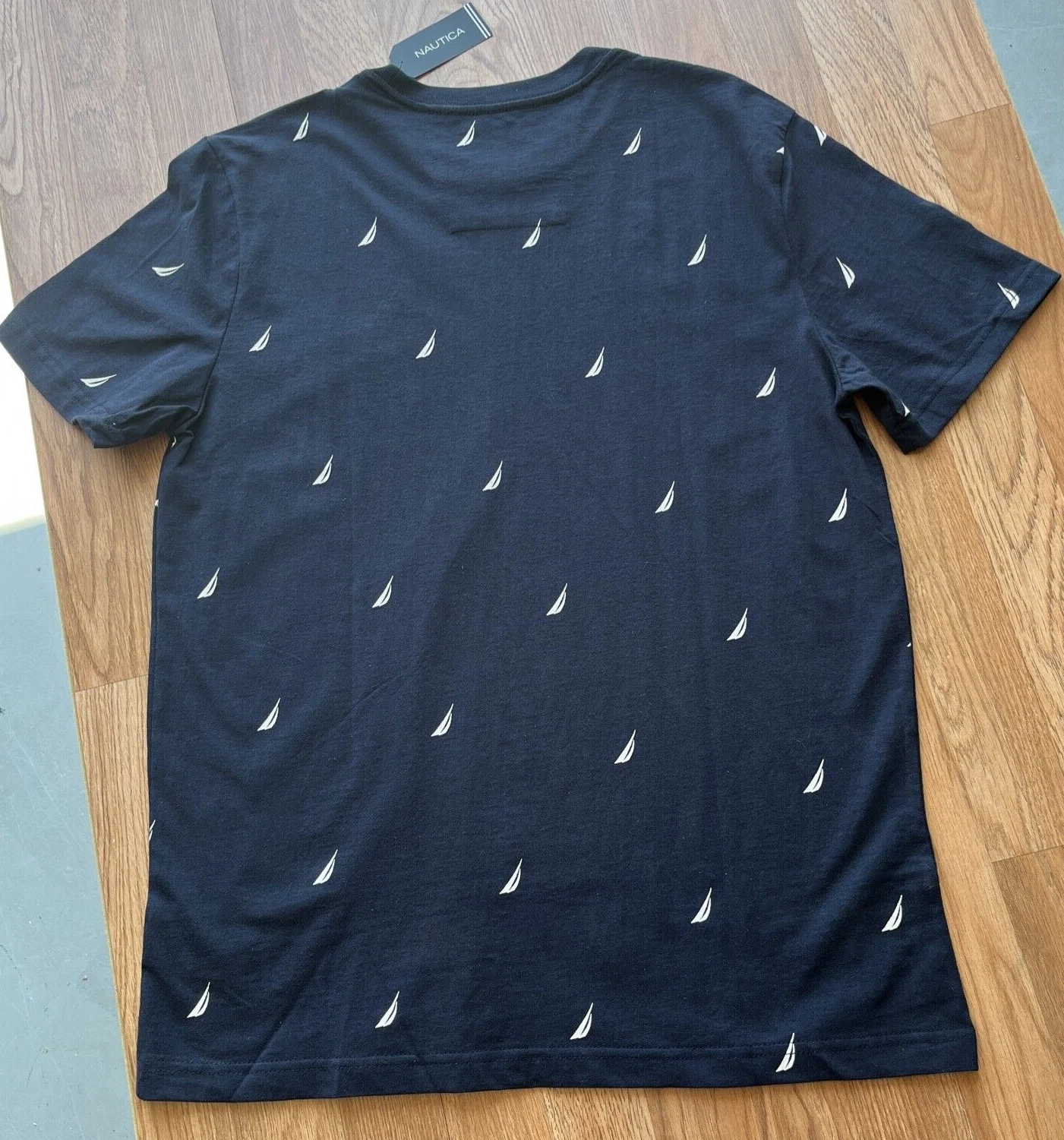 Nautica Men's T-Shirt Size Medium Navy Blue All Over Logo Print Crew Neck NEW image 4