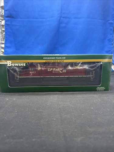 LOCOMOTORA DIÉSEL BOWSER 24459 HO CANADIAN PACIFIC GMD SD40-2 #5677 | Condition: New