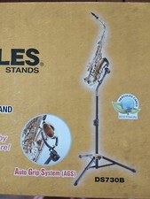 Support de saxophone Marque Hercules Stands Neuf DS730B Auto Grips Systèm 
