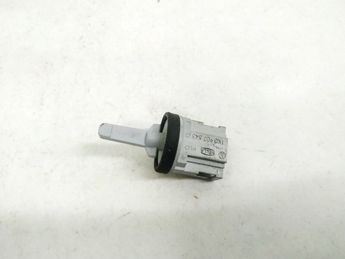 Volkswagen Golf 2006 Intake Air Temperature Sensor (Cabin Air Temp #1562705-90