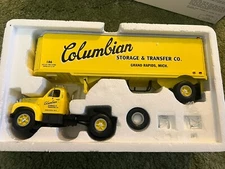 FIRST GEAR "Rare" COLUMBIAN STORAGE of GRAND RAPIDS - 1960 B MACK SEMI TRUCK    