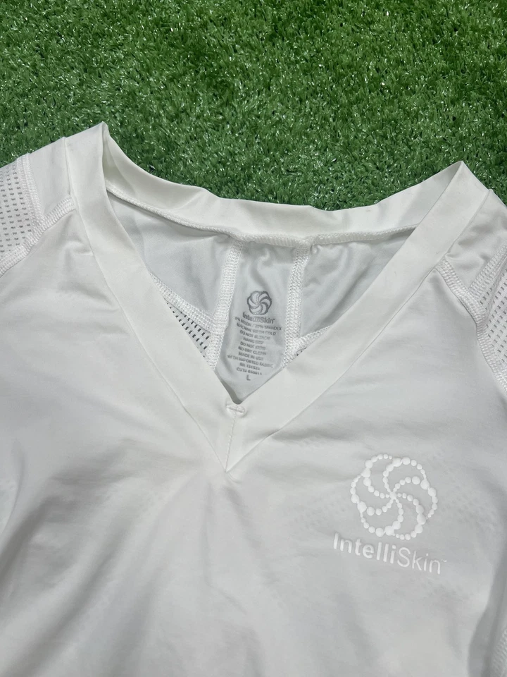Camisa IntelliSkin Mujer Grande Postura Compresión Cuello en V Hecha en EE. UU. Atlética Foto 2 de 4