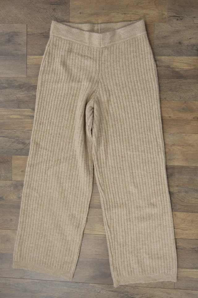 Pantalones de ocio para mujer H&M S. beige acanalados de punto pierna recta Foto 2 de 4