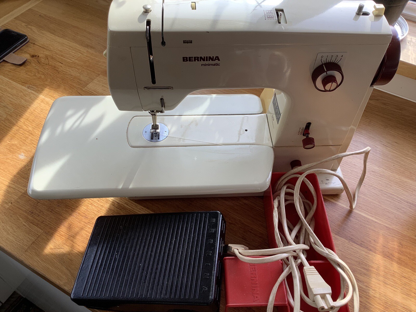 Bernina 807 Minimatic Sewing Machine With Foot Control And Case eBay