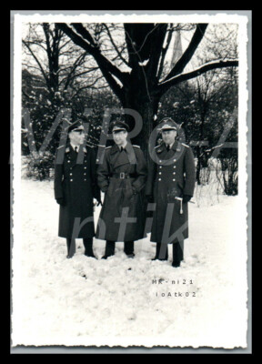 Foto, WK2, Ln.Fspr.Betr.Abt.V3, Posen'41, Offz. im Portrait; L86L XT