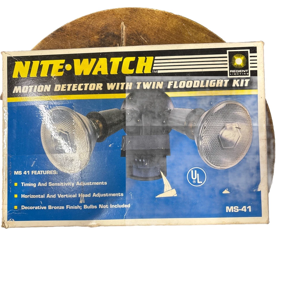 Regent Lighting De Colección Reloj de Noche Detector de Movimiento Kit de Proyector Doble Nos En Caja Foto 2 de 4