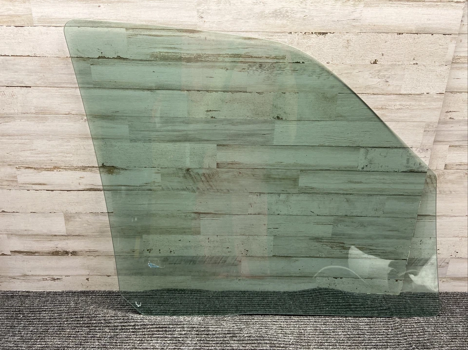 Vidrio puerta delantera conductor Ford Expedition & Navigator Carlite 07-17 DD11126GTN Foto 2 de 4