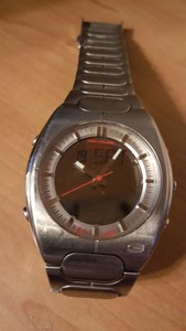 rip curl surf watch ocean technology