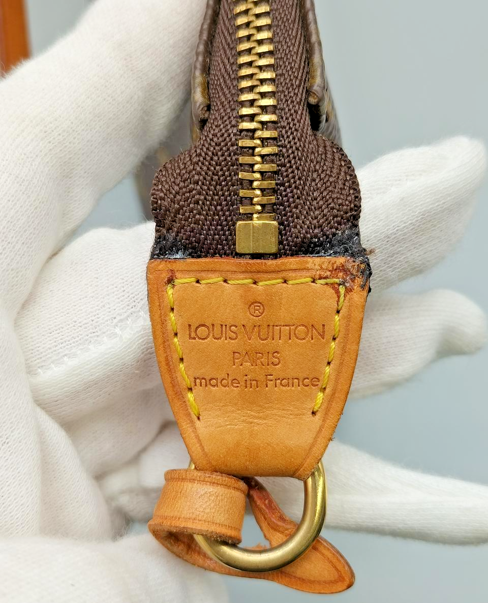 Louis Vuitton | Bags | Louis Vuitton Pochette Accessoires M472 | Poshmark