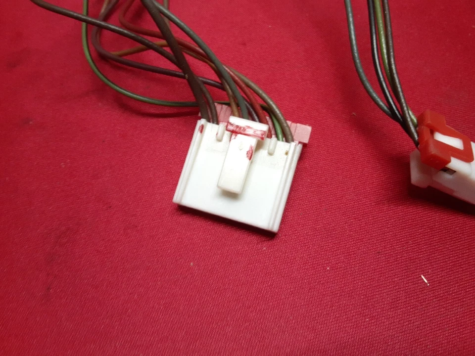 1995 1996 Chevrolet Lumina - Heater / A/C Climate Control Unit - PIGTAILS ONLY - Image 2 of 4