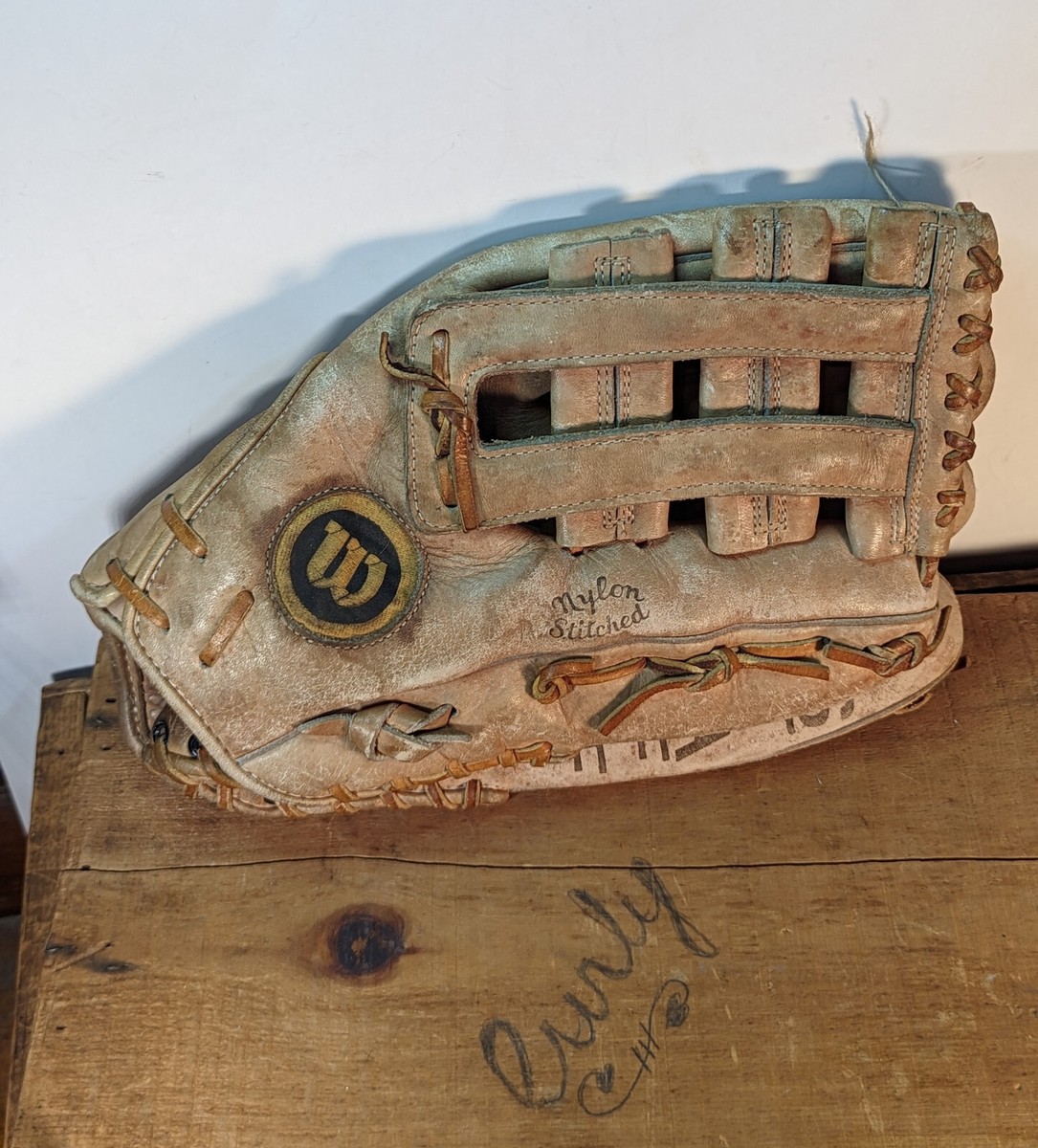 Wilson PRO STAFF Right Hand Baseball Glove A2200 Centerfold JAPAN