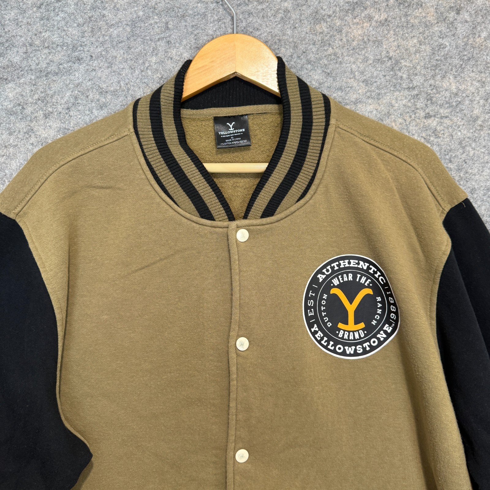 Yellowstone Dutton Ranch Varsity Jacket Mens XL K… - image 3